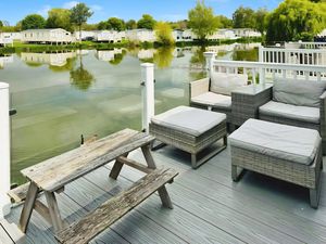 Photo 1- click for photo gallery